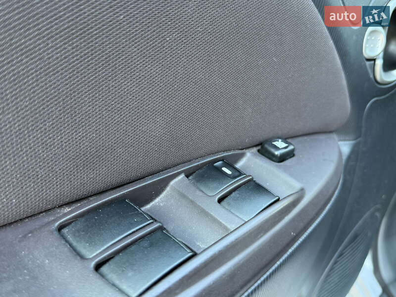 Хэтчбек Mitsubishi i-MiEV 2014 в Житомире