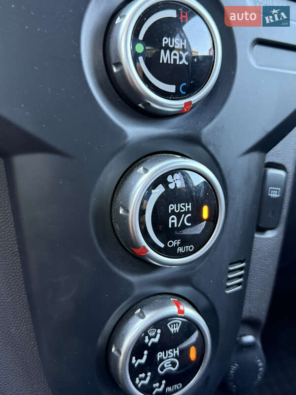 Хэтчбек Mitsubishi i-MiEV 2014 в Житомире