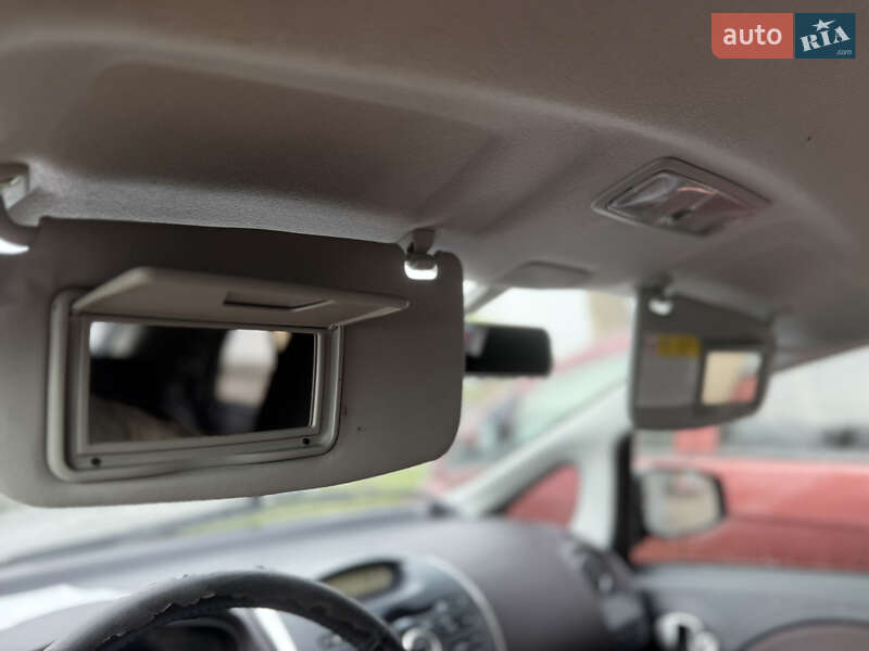 Хетчбек Mitsubishi i-MiEV 2014 в Житомирі