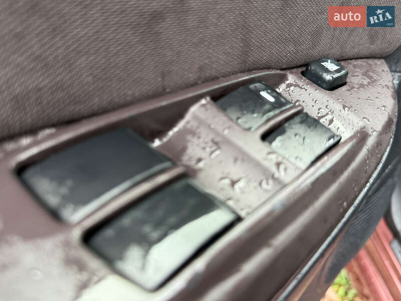 Хэтчбек Mitsubishi i-MiEV 2014 в Житомире фото 26 Хэтчбек Mitsubishi i-MiEV 2014 в Житомире