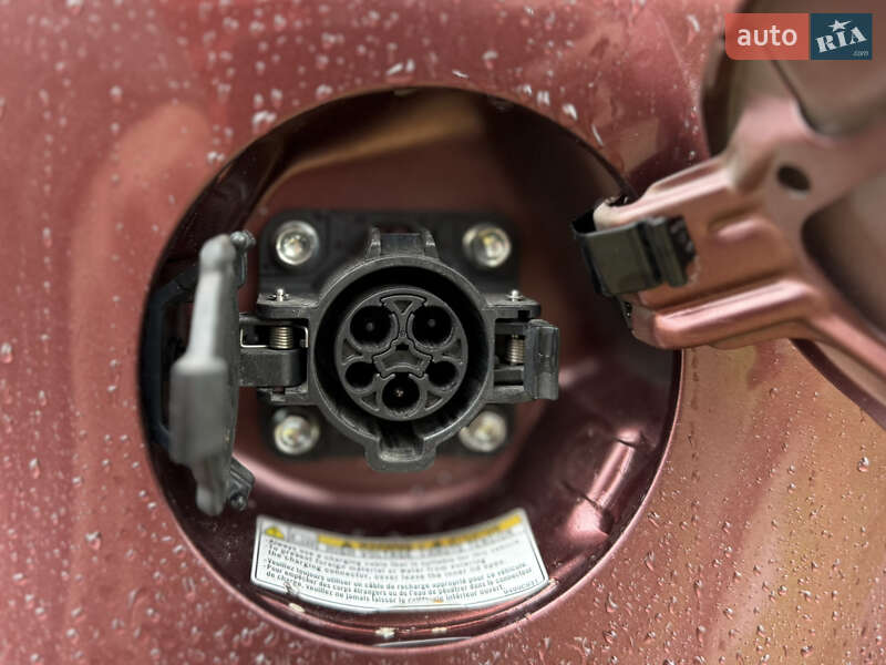 Хэтчбек Mitsubishi i-MiEV 2014 в Житомире фото 30 Хэтчбек Mitsubishi i-MiEV 2014 в Житомире