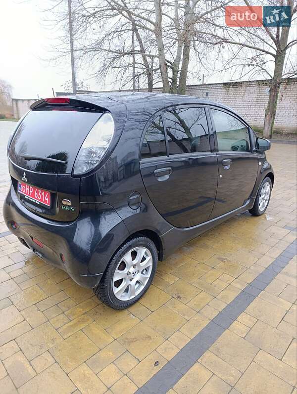 Хэтчбек Mitsubishi i-MiEV 2015 в Кременчуге фото 8 Хэтчбек Mitsubishi i-MiEV 2015 в Кременчуге