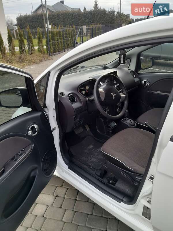 Хэтчбек Mitsubishi i-MiEV 2012 в Львове