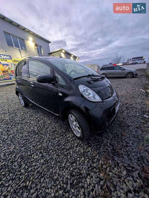 Хэтчбек Mitsubishi i-MiEV 2012 в Луцке