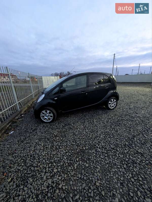 Хэтчбек Mitsubishi i-MiEV 2012 в Луцке