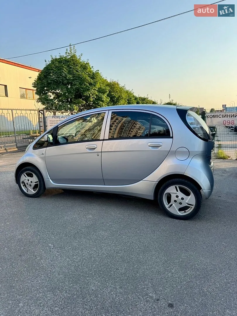 2012 Mitsubishi i-MiEV - мініатюра 7