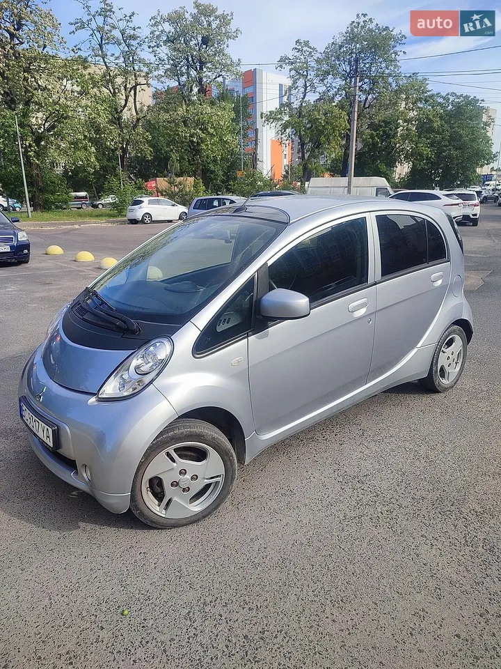 2014 Mitsubishi i-MiEV - мініатюра 23