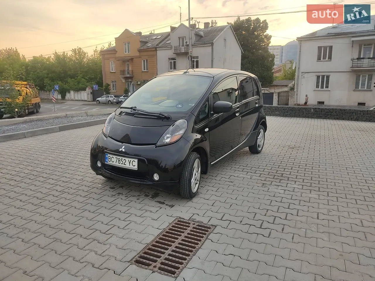 2011 Mitsubishi i-MiEV - мініатюра 27
