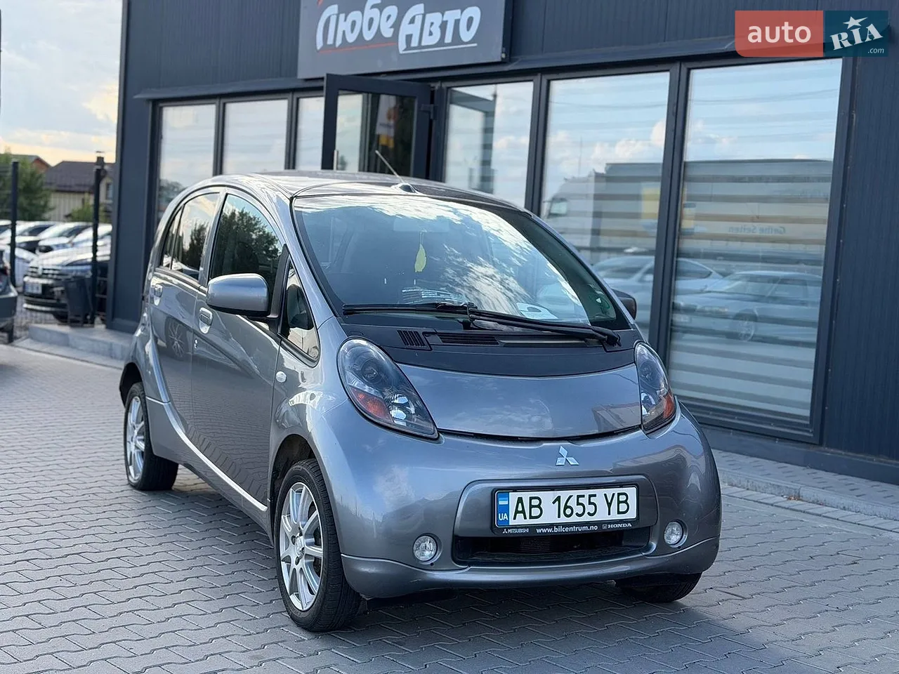 2010 Mitsubishi i-MiEV - мініатюра 21