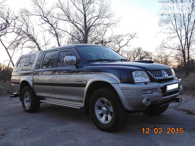 Mitsubishi L200 2005 року
