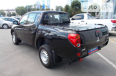 Пикап Mitsubishi L 200 2012 в Киеве