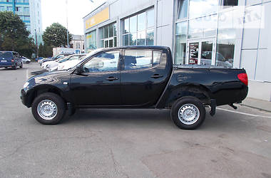 Пикап Mitsubishi L 200 2012 в Киеве