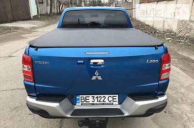 Внедорожник / Кроссовер Mitsubishi L 200 2017 в Николаеве