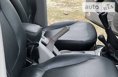 Позашляховик / Кросовер Mitsubishi L 200 2008 в 