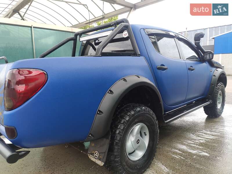 Пикап Mitsubishi L 200 2007 в Одессе