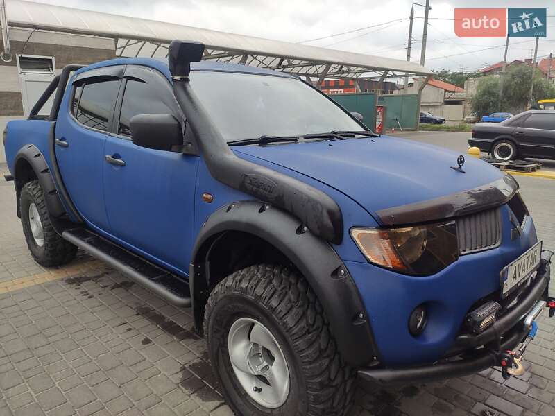Пикап Mitsubishi L 200 2007 в Одессе