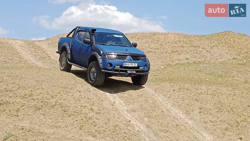 Mitsubishi L 200 2007