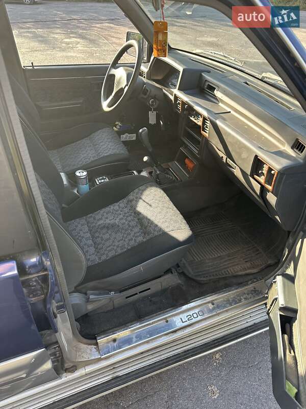 Пікап Mitsubishi L 200 1995 в Запоріжжі