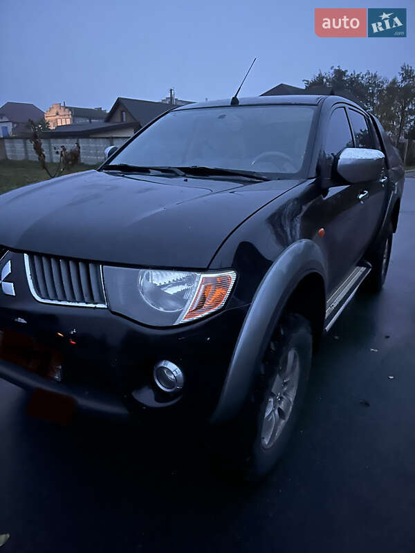 Пікап Mitsubishi L 200 2008 в Конотопі фото 3 Пікап Mitsubishi L 200 2008 в Конотопі