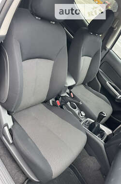 Пікап Mitsubishi L 200 2021 в 