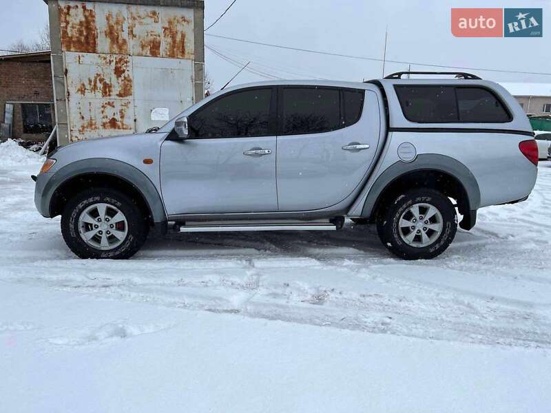 Пікап Mitsubishi L 200 2007 в Славському