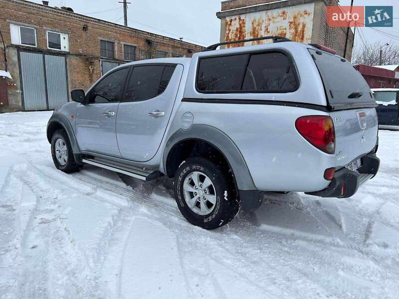 Пікап Mitsubishi L 200 2007 в Славському