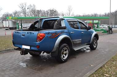 Пикап Mitsubishi L 200 2007 в Киеве