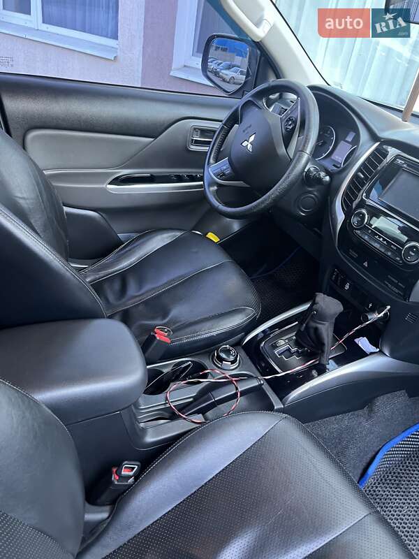 Пікап Mitsubishi L 200 2016 в Харкові фото 5 Пікап Mitsubishi L 200 2016 в Харкові