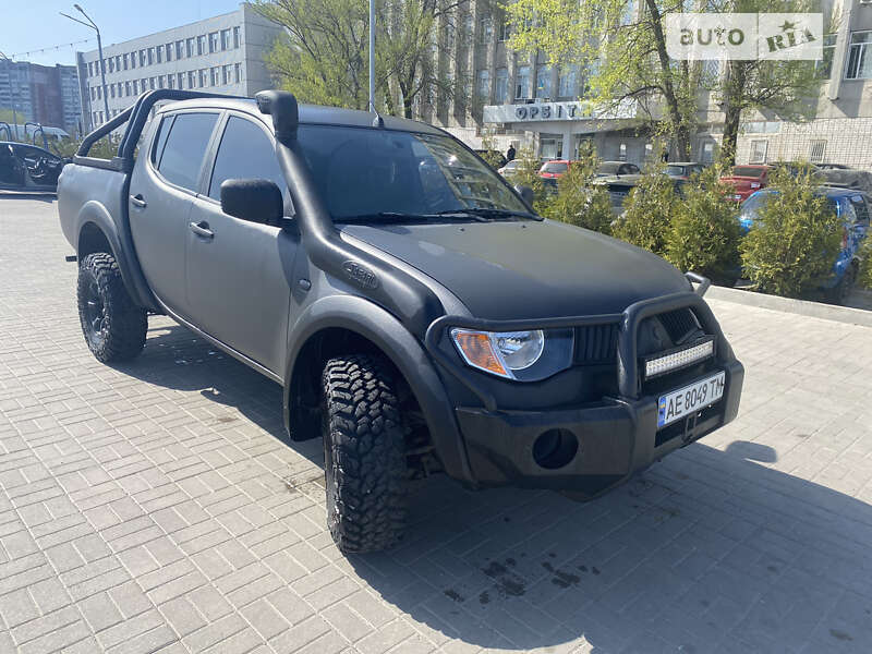 Пікап Mitsubishi L 200 2008 в Дніпрі