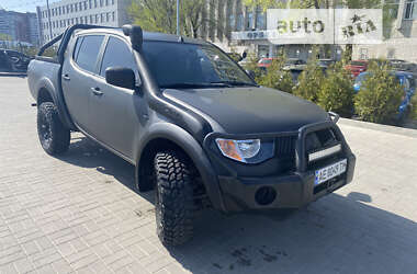 Пікап Mitsubishi L 200 2008 в Дніпрі