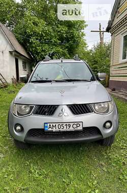 Mitsubishi L 200 2008