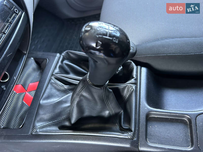 Пикап Mitsubishi L 200 2010 в Харькове