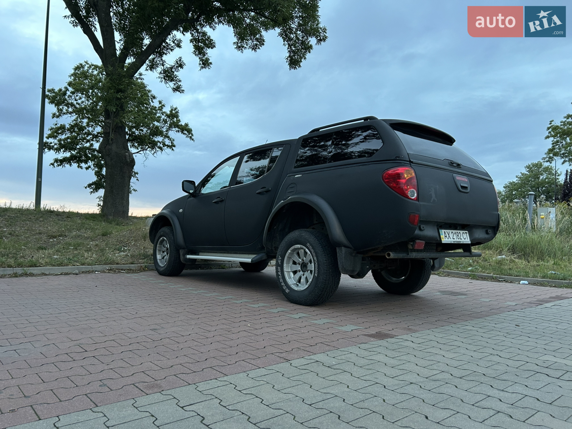2010 Mitsubishi L200 - мініатюра 13