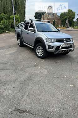 Пикап Mitsubishi L 200 2011 в Овруче