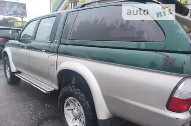 Mitsubishi L 200 2005