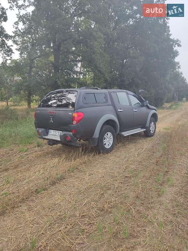 Пикап Mitsubishi L 200 2007 в Киеве