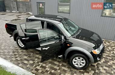 Пикап Mitsubishi L 200 2009 в Киеве