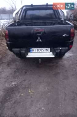 Mitsubishi L 200 2008