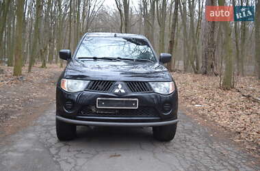 Пікап Mitsubishi L 200 2008 в Києві