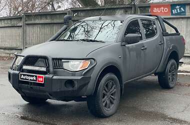 Пікап Mitsubishi L 200 2008 в Києві