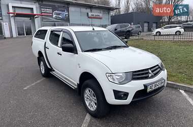 Пикап Mitsubishi L 200 2013 в Днепре