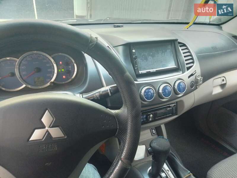 Пикап Mitsubishi L 200 2008 в Одессе