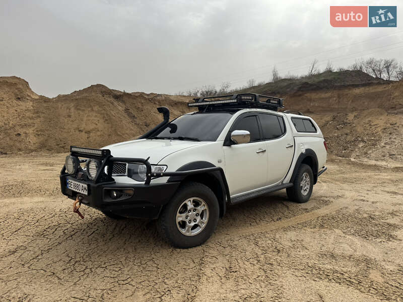 Пикап Mitsubishi L 200 2011 в Вознесенске