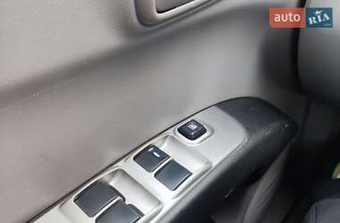 Пикап Mitsubishi L 200 2011 в 