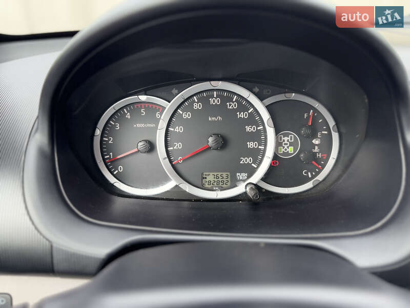 Пикап Mitsubishi L 200 2013 в Сарнах