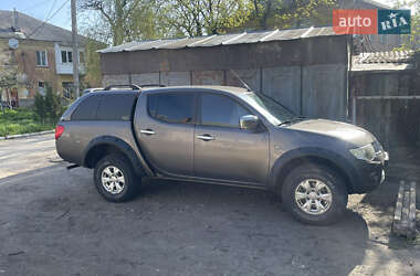 Mitsubishi L 200 2010 Mitsubishi L 200 2010
