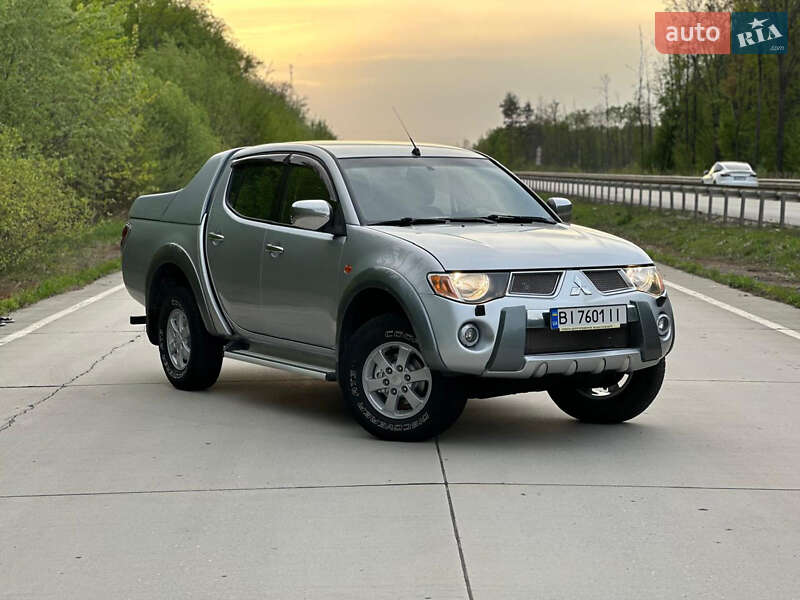 Mitsubishi L 200 2008