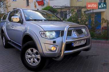 Mitsubishi L 200 2011 Mitsubishi L 200 2011