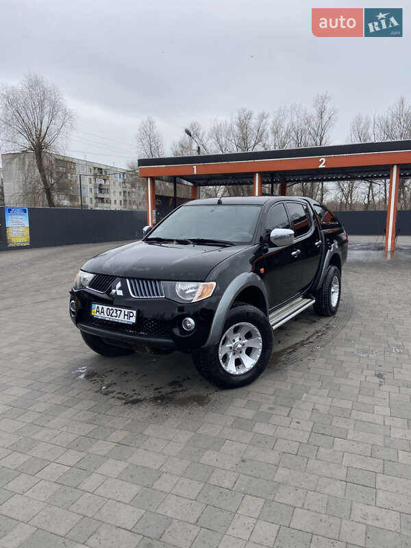 Mitsubishi L 200