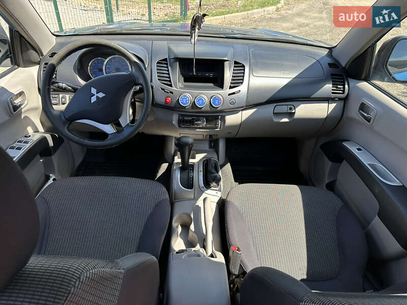 Пикап Mitsubishi L 200 2008 в Киеве